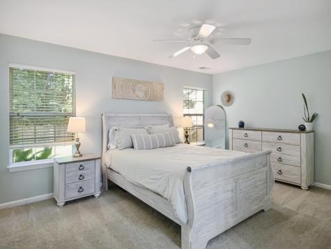 1137 Peninsula Cove Drive Charleston SC 29492
