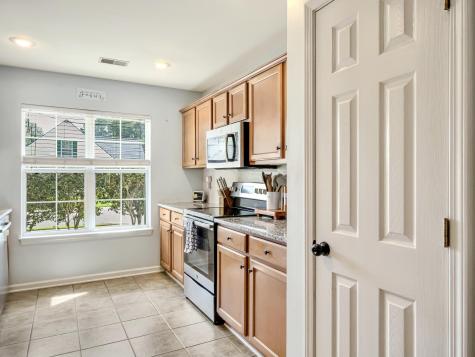 1137 Peninsula Cove Drive Charleston SC 29492