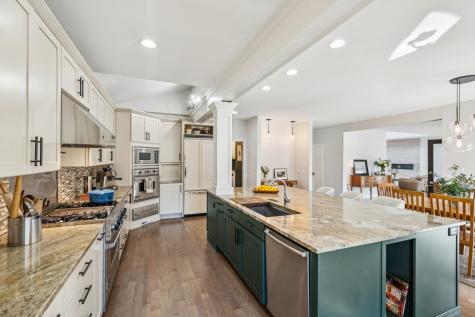 1015 Casseque Province Mount Pleasant SC 29464