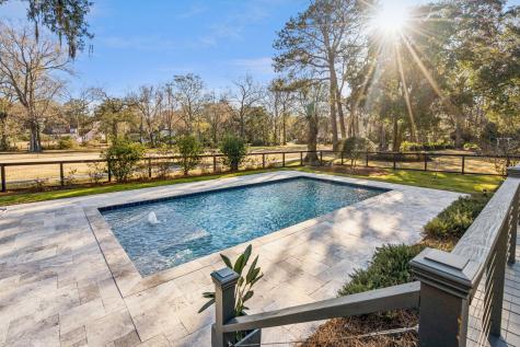 1015 Casseque Province Mount Pleasant SC 29464