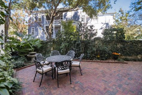156 Tradd Street Charleston SC 29401