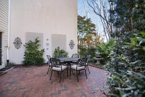 156 Tradd Street Charleston SC 29401
