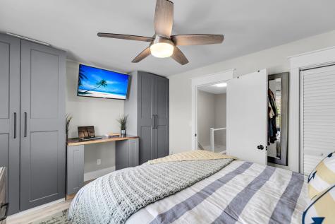 9 1/2 Halsey Street Charleston SC 29401