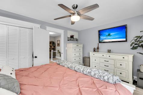 9 1/2 Halsey Street Charleston SC 29401