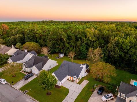 2652 Palmetto Hall Boulevard Mount Pleasant SC 29466