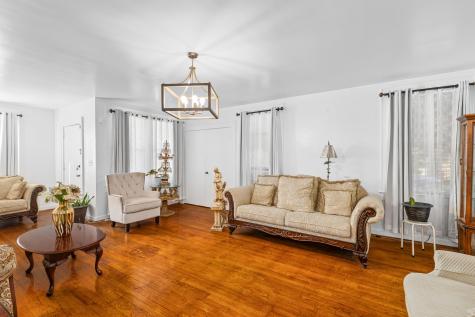 76 Dunnemann Avenue Charleston SC 29403