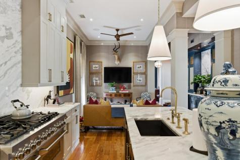 140 Queen Street Charleston SC 29401