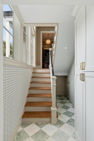 140 Queen Street Charleston SC 29401