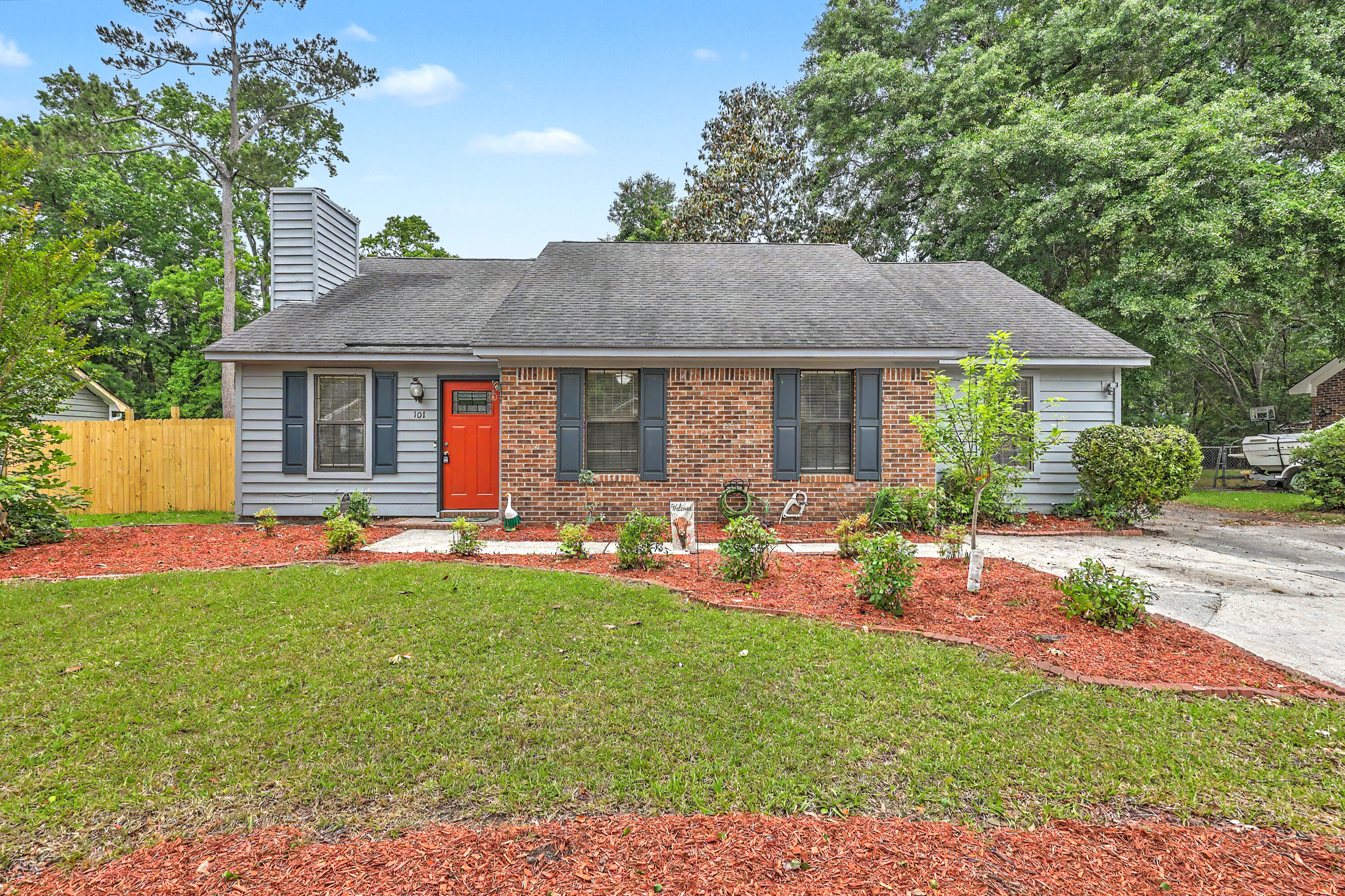 101 Glebe Road Summerville SC 29485