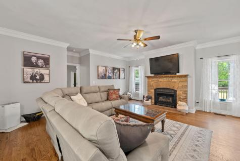 371 Broadleaf Drive Summerville SC 29486