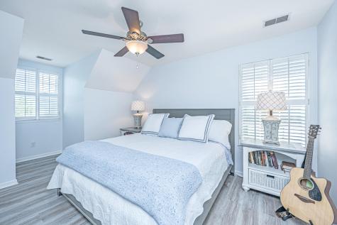 2080 Kings Gate Lane Mount Pleasant SC 29466