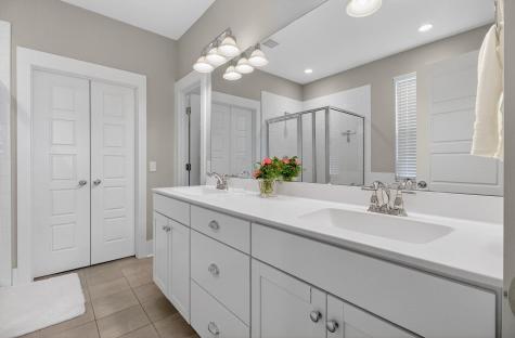 203 Gnarly Oak Lane Summerville SC 29485