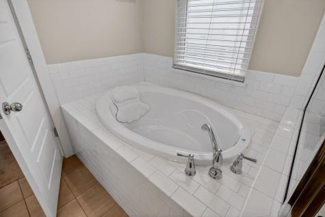 203 Gnarly Oak Lane Summerville SC 29485