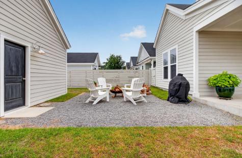 203 Gnarly Oak Lane Summerville SC 29485