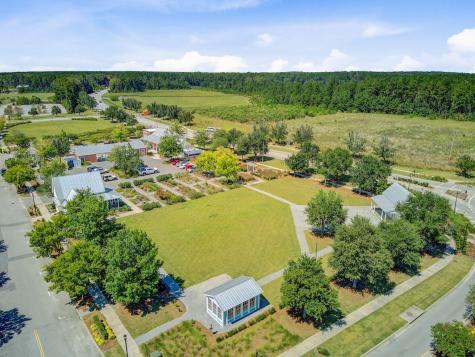 203 Gnarly Oak Lane Summerville SC 29485