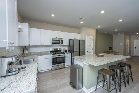 8016 Reagan Way North Charleston SC 29418