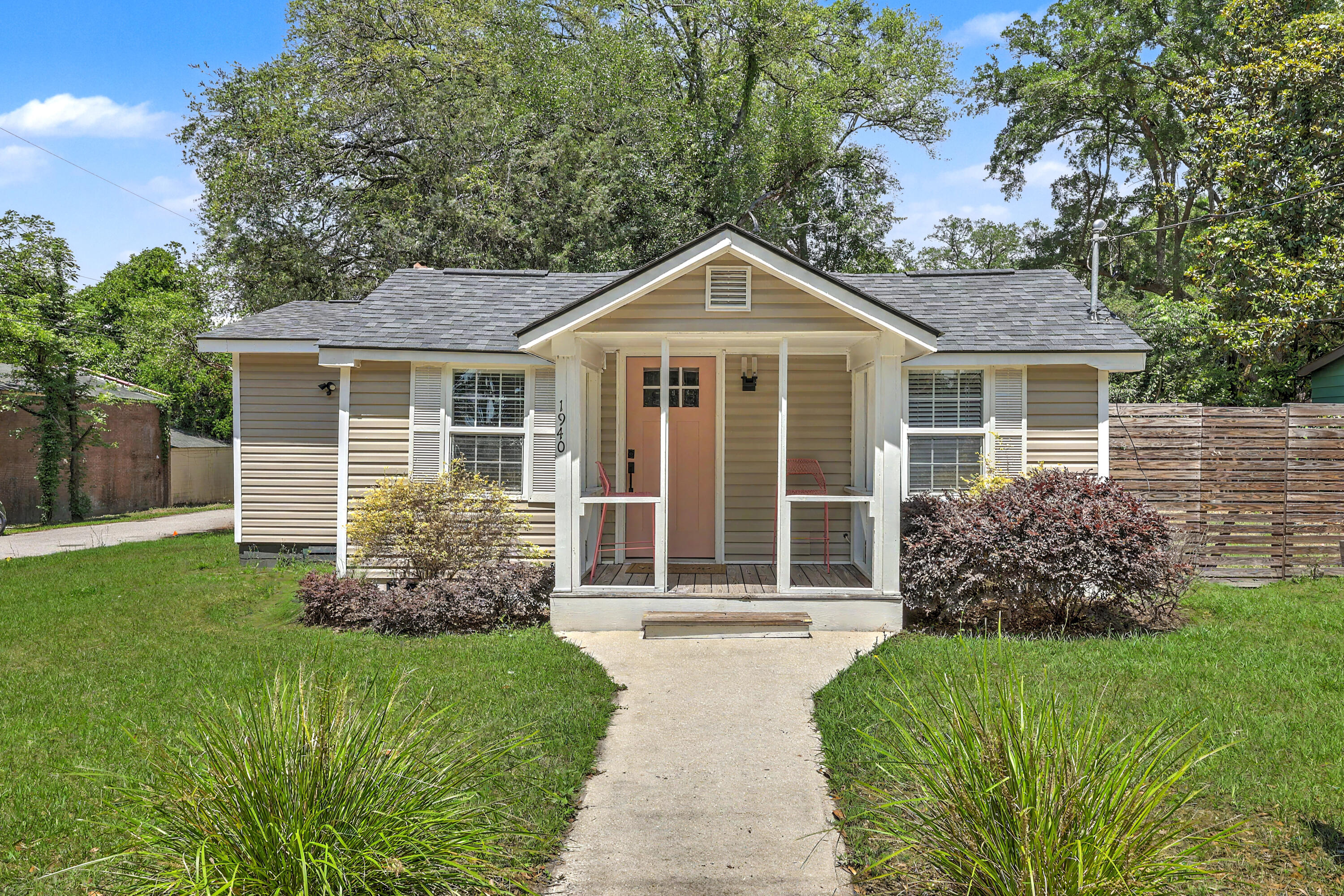 1940 Orangeburg Street North Charleston SC 29405