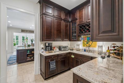 653 Barbados Drive Charleston SC 29492
