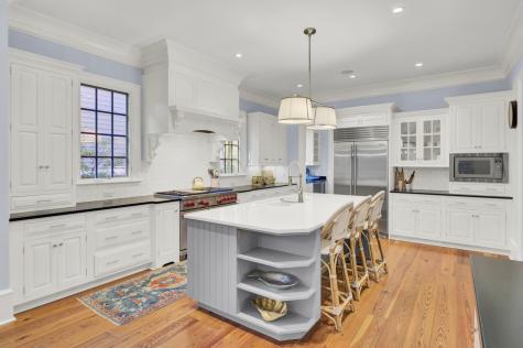 290 Delahow Street Charleston SC 29492