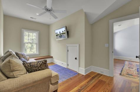 290 Delahow Street Charleston SC 29492