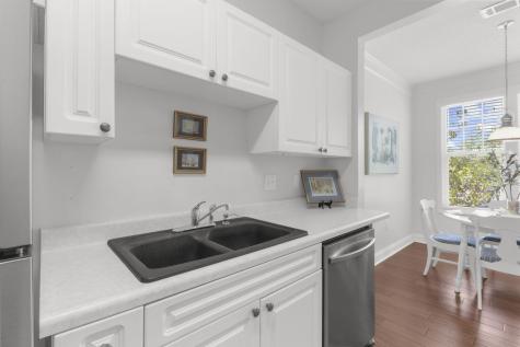 1925 Chatelain Way Mount Pleasant SC 29464