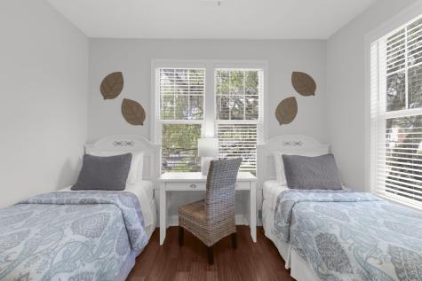 1925 Chatelain Way Mount Pleasant SC 29464