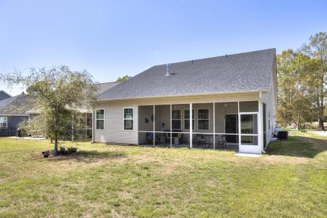 1268 Deercreek Drive Manning SC 29102