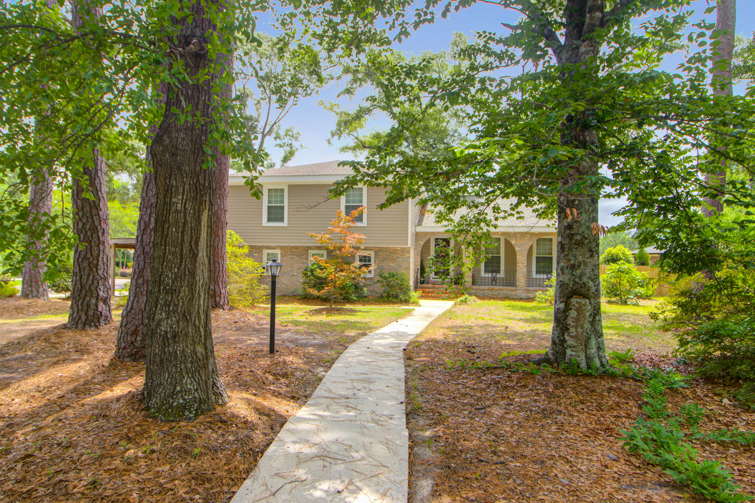 100 Pointer Drive Summerville SC 29485