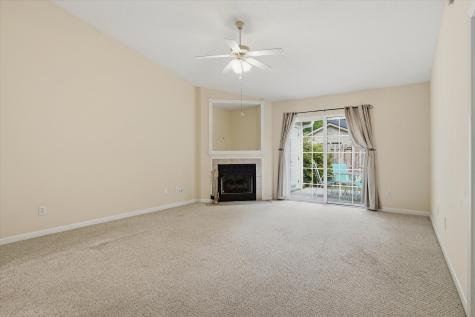 1689 Dexter Lane Charleston SC 29412