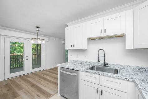 7940 Parklane Court North Charleston SC 29418