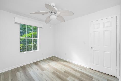 7940 Parklane Court North Charleston SC 29418