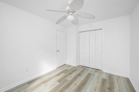 7940 Parklane Court North Charleston SC 29418