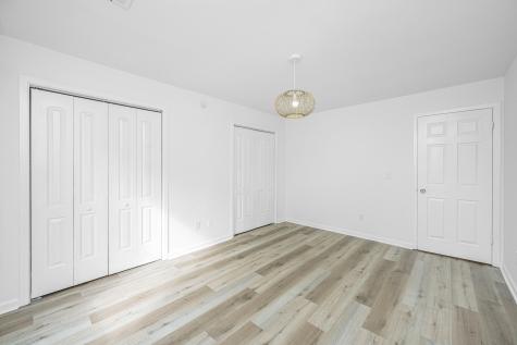 7940 Parklane Court North Charleston SC 29418