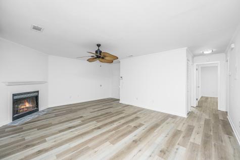 7940 Parklane Court North Charleston SC 29418