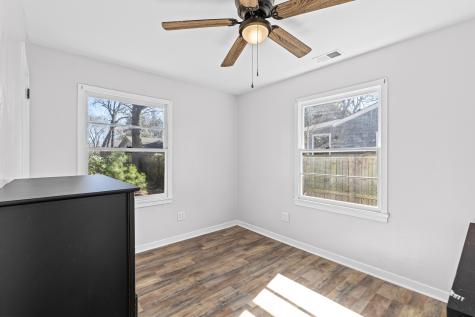 2401 Falcon Road North Charleston SC 29406