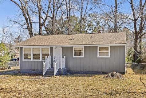 2401 Falcon Road North Charleston SC 29406