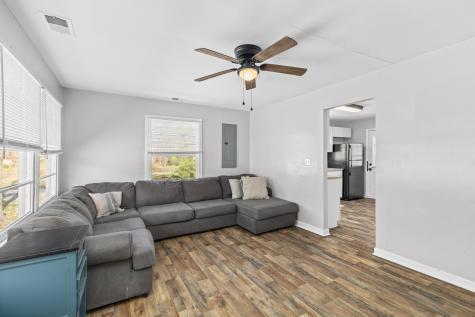 2401 Falcon Road North Charleston SC 29406