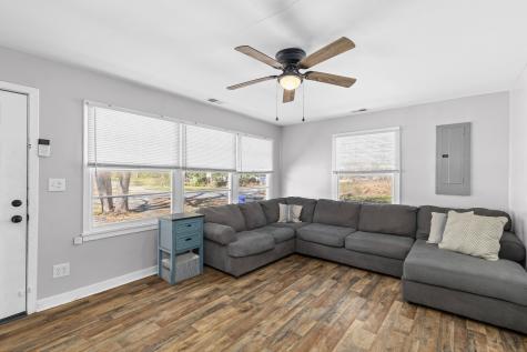 2401 Falcon Road North Charleston SC 29406