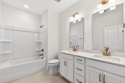 708 Rumbling Leaf Lane Summerville SC 29486