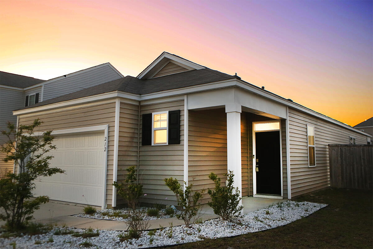 212 N Light Way Summerville SC 29486