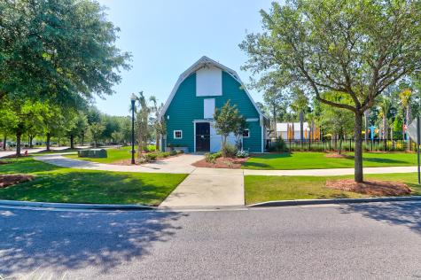123 Hewitt Street Summerville SC 29486
