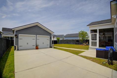 123 Hewitt Street Summerville SC 29486