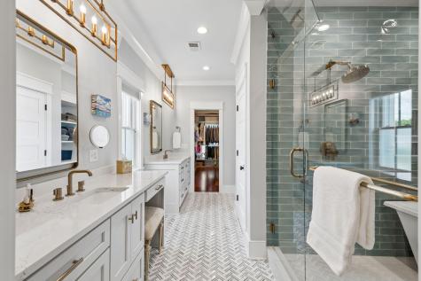 2816 Stay Sail Way Mount Pleasant SC 29466