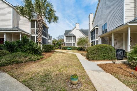 348 Sandpiper Mount Pleasant SC 29464