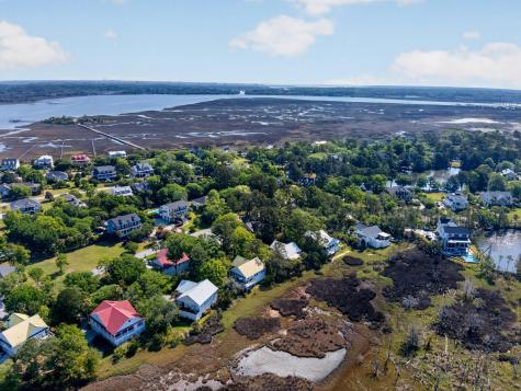 1526 Regimental Lane Johns Island SC 29455