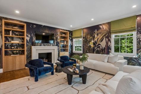 104 Murray Boulevard Charleston SC 29401