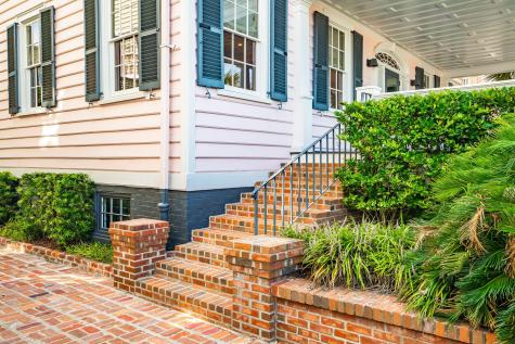 104 Murray Boulevard Charleston SC 29401