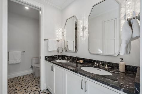 104 Murray Boulevard Charleston SC 29401