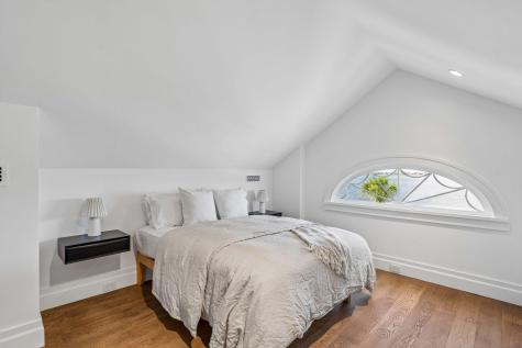 104 Murray Boulevard Charleston SC 29401
