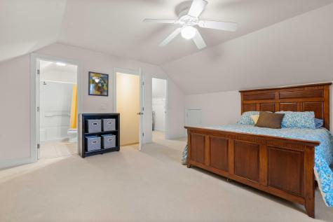 1480 Country Club Circle Manning SC 29102